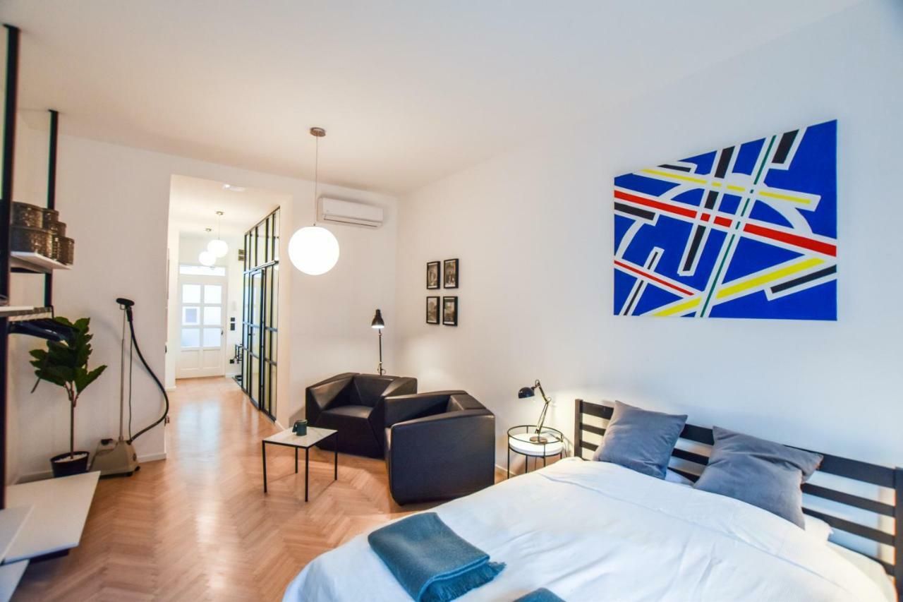 For Long-Term, Budget! Szovetseg Apartment In The Heart Of בודפשט מראה חיצוני תמונה